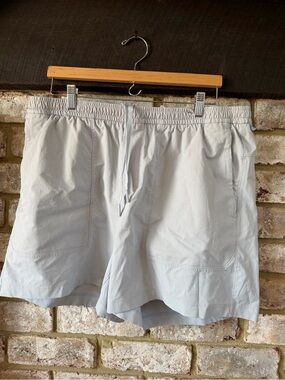 lululemon athletica | Light Gray Elastic Waist Heavy Cotton Shorts | XXL